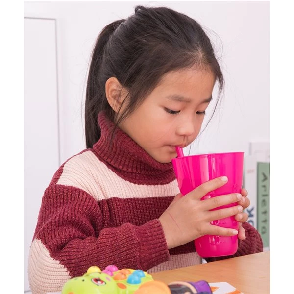 Basicwise 20-fl Oz. Plastic Reusable Cup With Straw - Set Of 2 2 Basicwise 20-fl Oz. Plastic Reusable Cup With Straw - Set Of 2 - Image 2