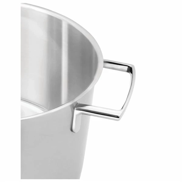 ZWILLING Passion Silver Stainless Steel Cookware Set With Lids - 5-Piece 4 ZWILLING Passion Silver Stainless Steel Cookware Set With Lids - 5-Piece - Image 4