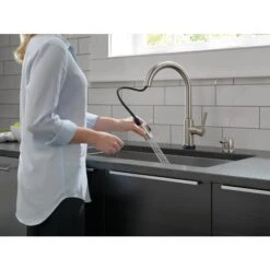 DELTA Trask Touch20 Spotshied Stainless 1-Handle Pull-Down Touch Kitchen Faucet And Soap Dispenser -Alliedbas Shop 37355903d L